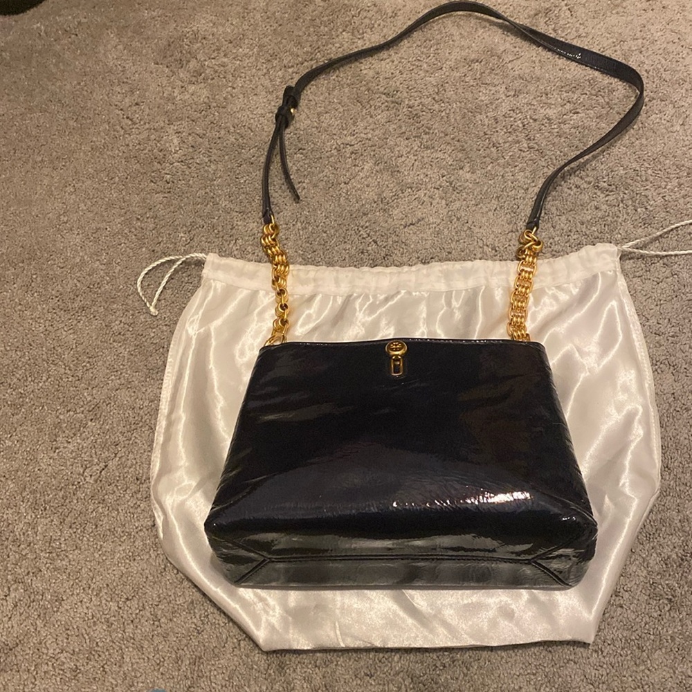 Navy patent Tory Burch handbag